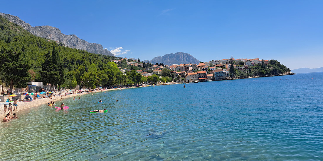 Plaža u Podaci blizu Villa Natali